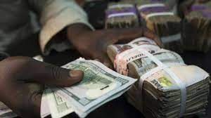 Naira on a free fall, edges toward 600naira per dollar