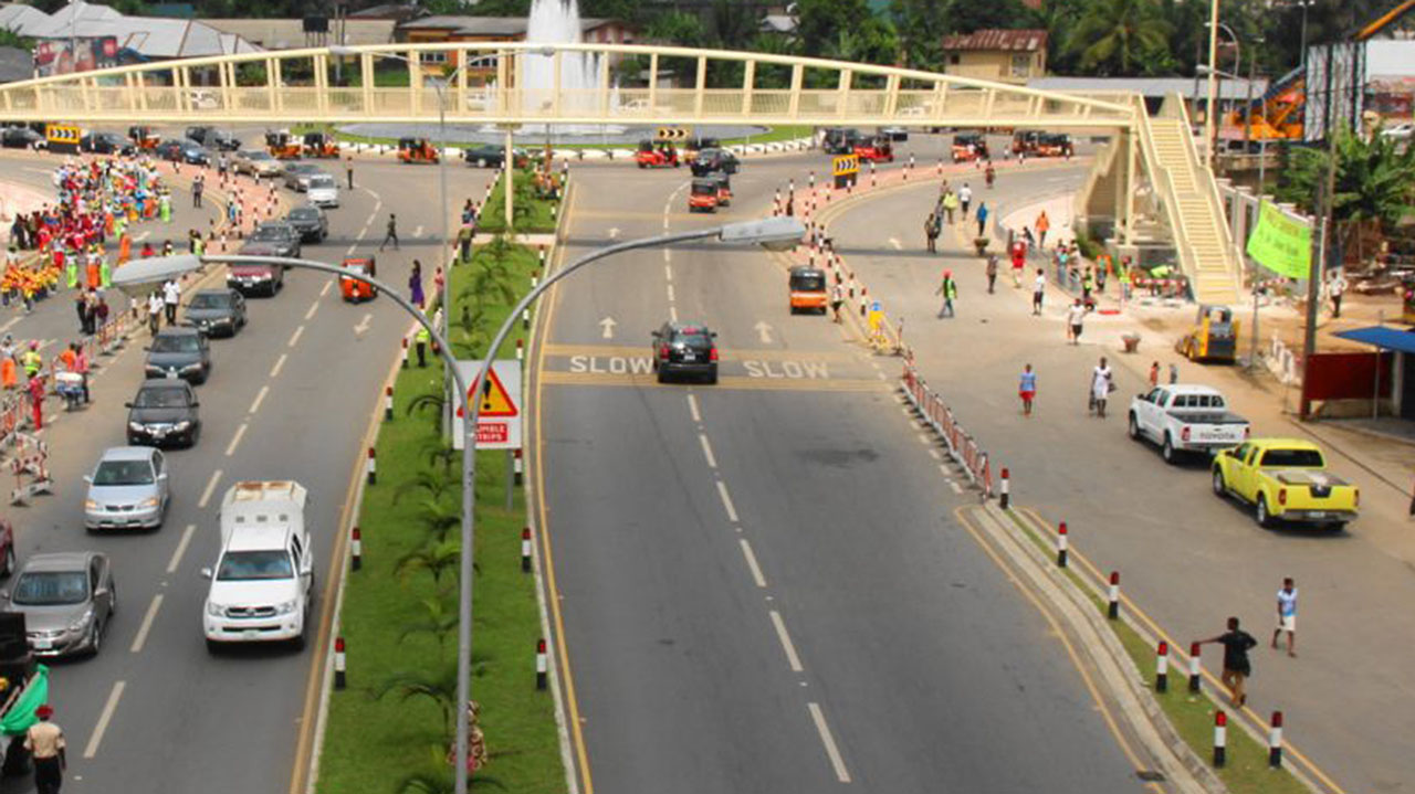 Government imposes curfew on Akwa Ibom community over clash between Yorubas and indigenes